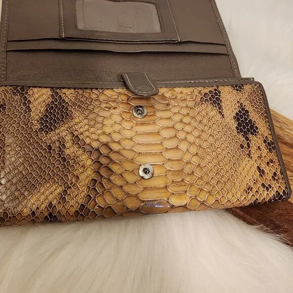 Brighton Python Wallet - Picture 5 of 9
